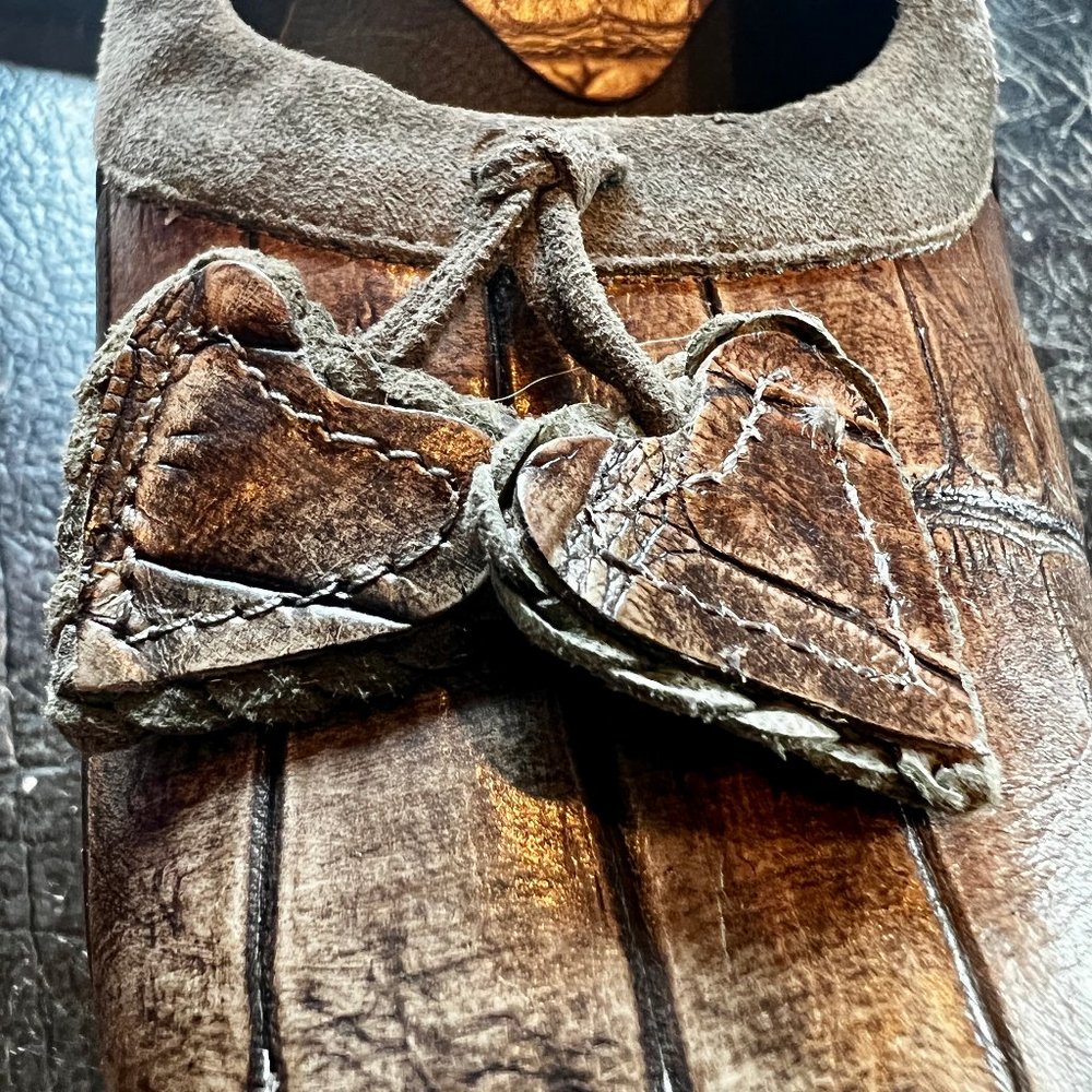 Unique! Nine West Studio Platform Brown Leather & Green Suede Heels Sz 7… - Picture 10 of 10
